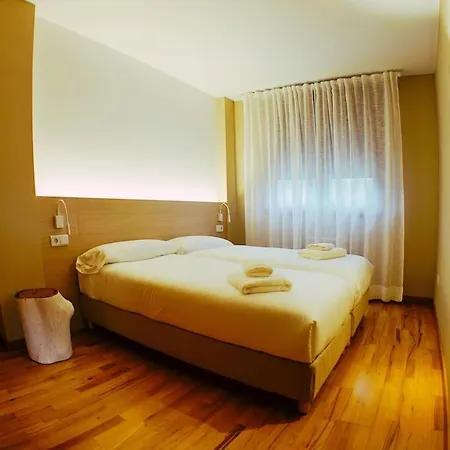 Yuhom, Casas Con Alma, Xacedos 1 *
