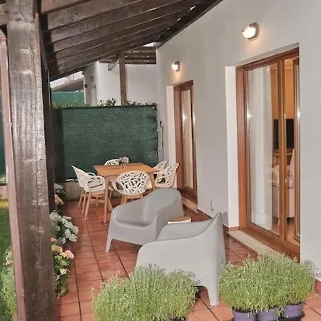 Yuhom, Casas Con Alma, Xacedos 1